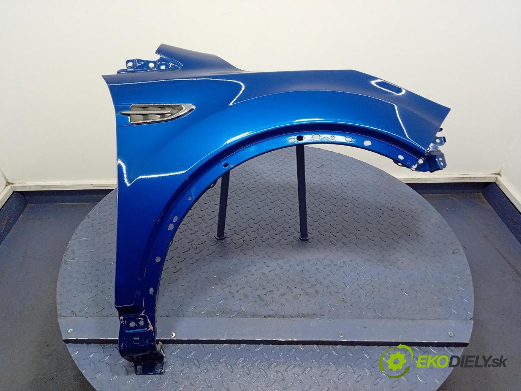 Ford Escape 2019 blatník Predné v pravo: