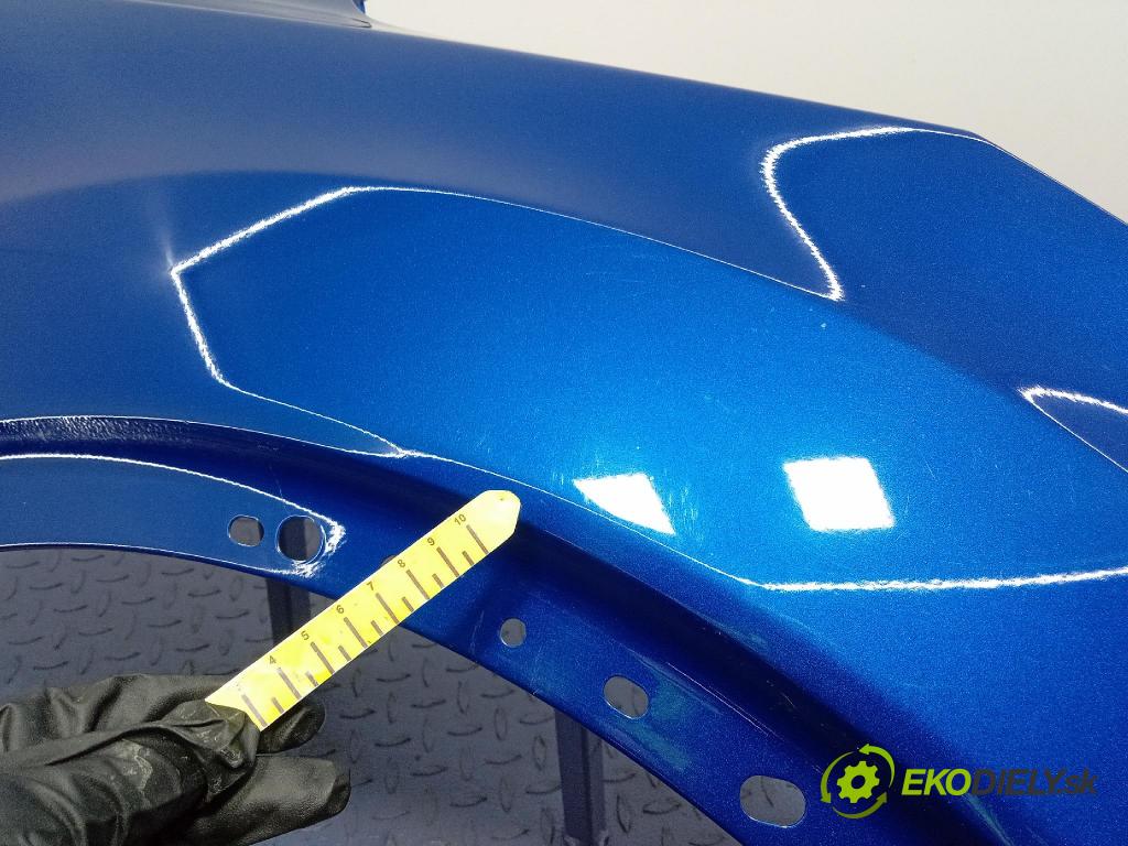 Ford Escape 2019 blatník Predné v pravo: