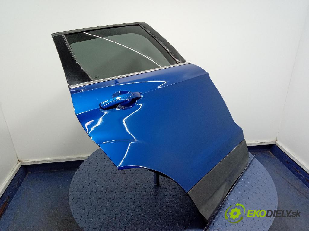 Ford Escape 2019 dvere zad pravé