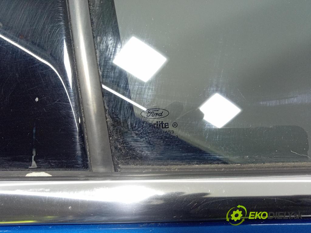 Ford Escape 2019 dvere zad pravé