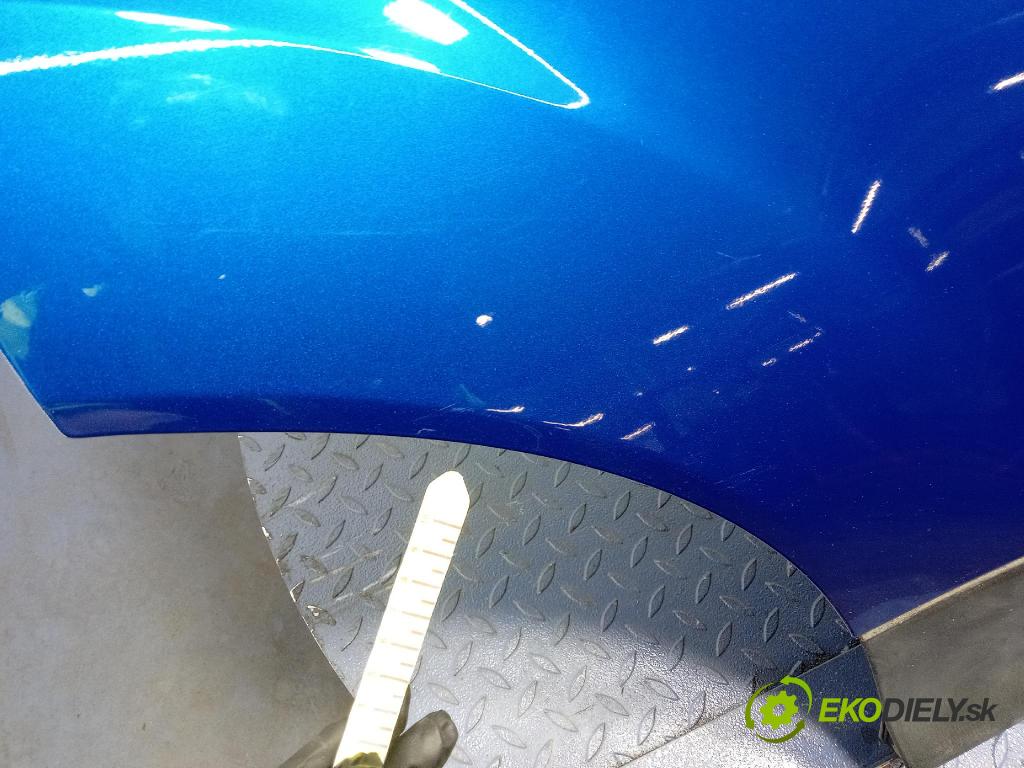 Ford Escape 2019 dvere zad pravé