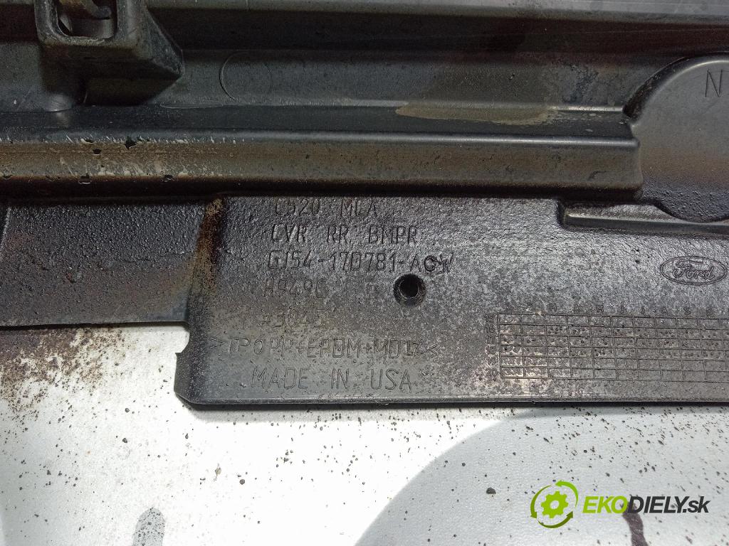 Ford Escape 2019 nárazník zad 