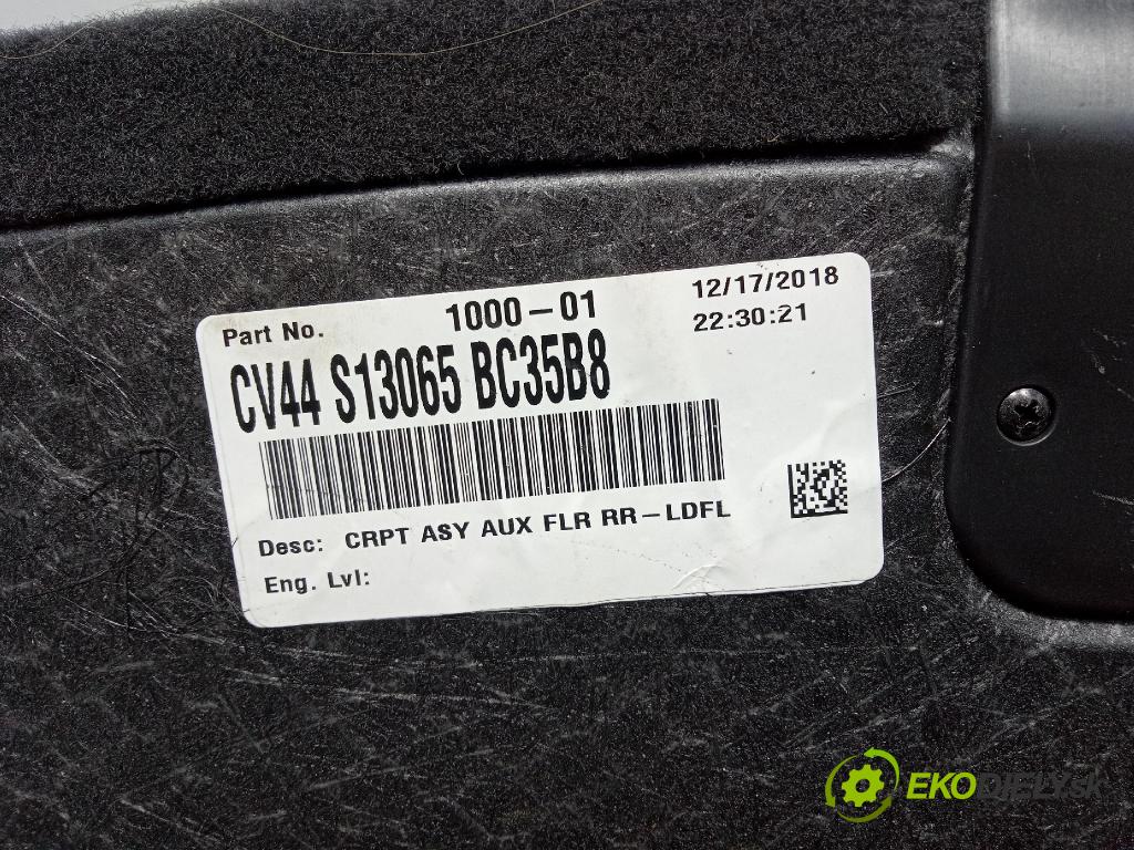 Ford Escape 2019 Čalounictví: kufra: CV44-S13065-BC