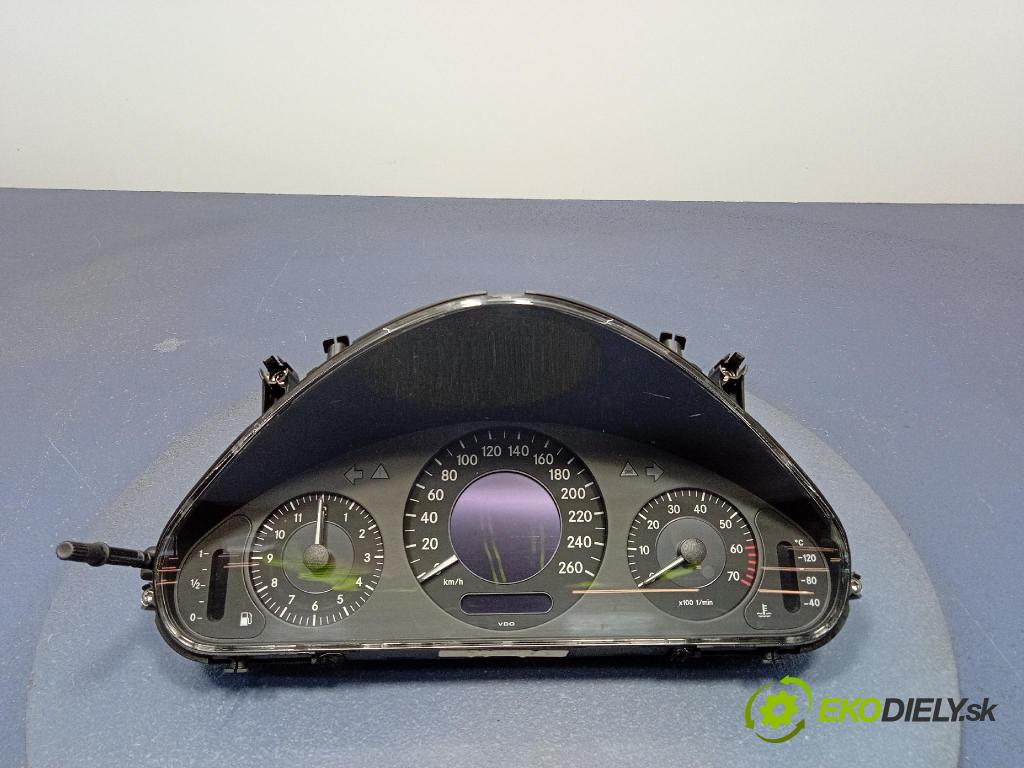 Mercedes E-klasa 2003 prístrojovka/ budíky A2115404511