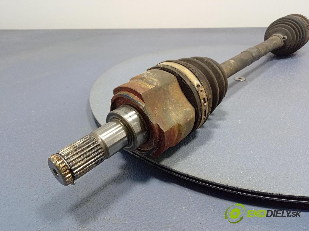 Kia Ceed 2014 poloos ľavá Predné