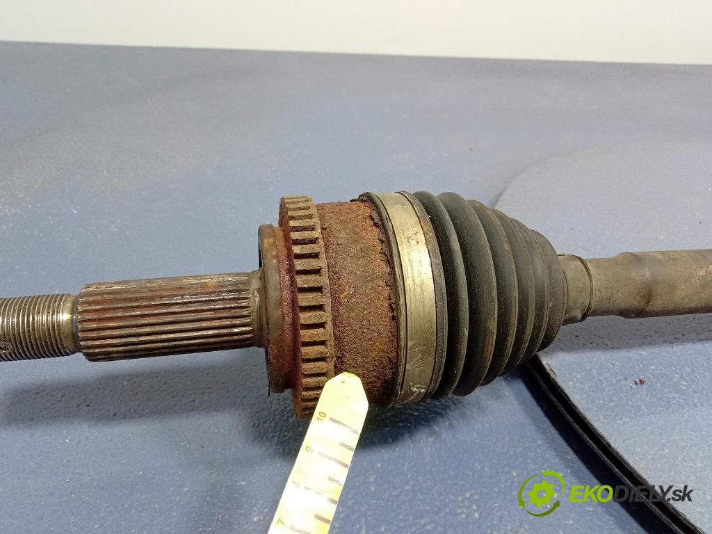 Kia Ceed 2014 poloos Prava: Predné 