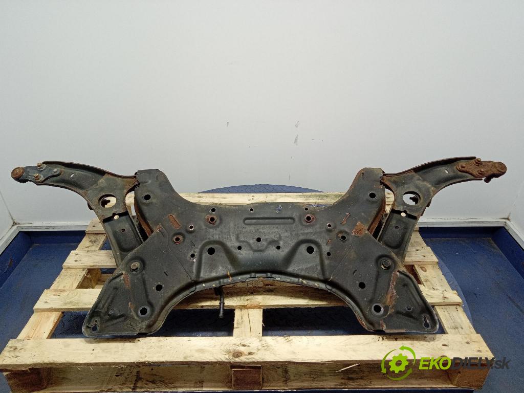 Kia Ceed 2014 Výstuha 62401-A6600