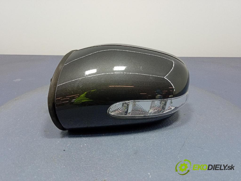 Mercedes E-klasa 2003 zrkadlo Vľavo: 01