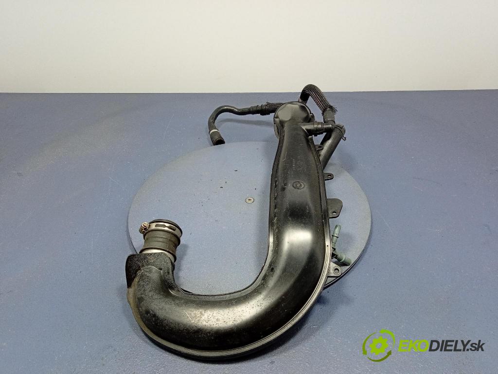 Ford Escape 2019 rúrka Vzduch: GV61-9C623-ED