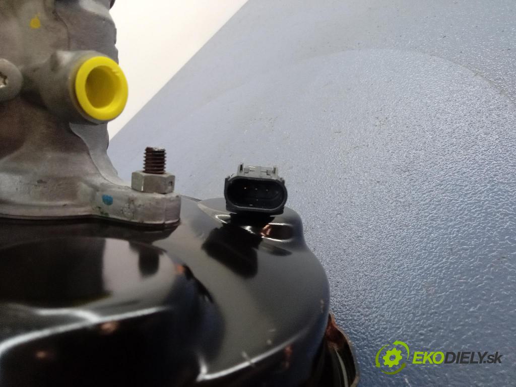 Ford Escape 2019 servo Brzdní: