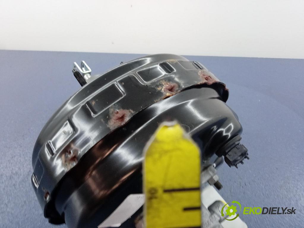 Ford Escape 2019 servo Brzdní: 