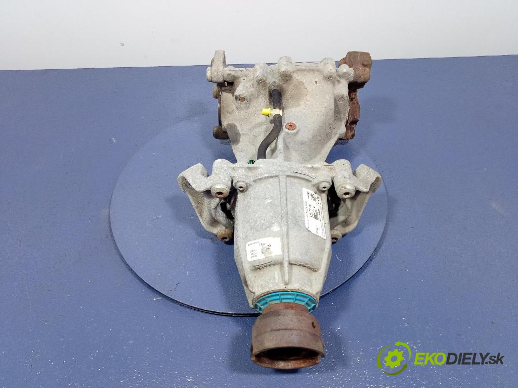 Ford Escape 2019 Most: Zadný: CV6W4000FA