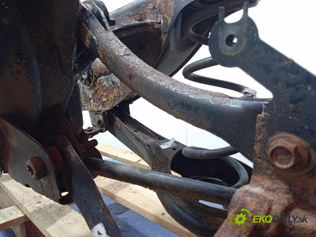 Ford Escape 2019 výstuha Pozastavenia: zad