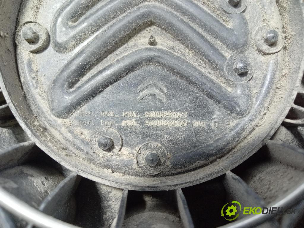 Citroen Berlingo 2016 puklica kola: 9808342077