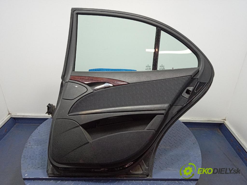 Mercedes E-klasa 2003 dvere zad pravé