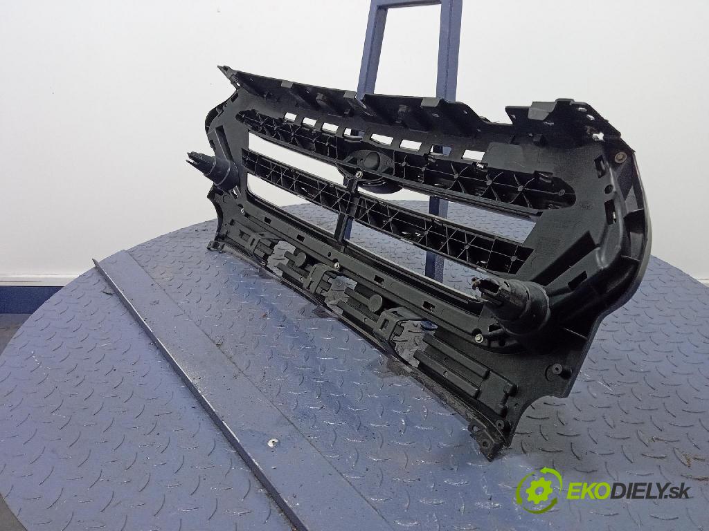 Ford Escape 2019 miežka / Gril: GV44-8A164-A