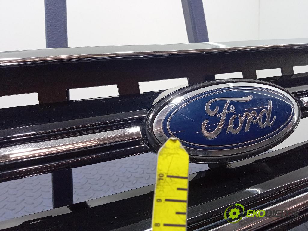 Ford Escape 2019 miežka / Gril: GV44-8A164-A