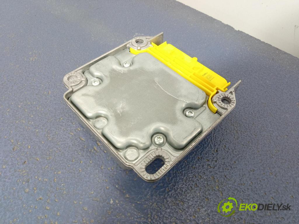 Skoda Fabia 2018 kokpit,pristrojová doska 6V1857009P