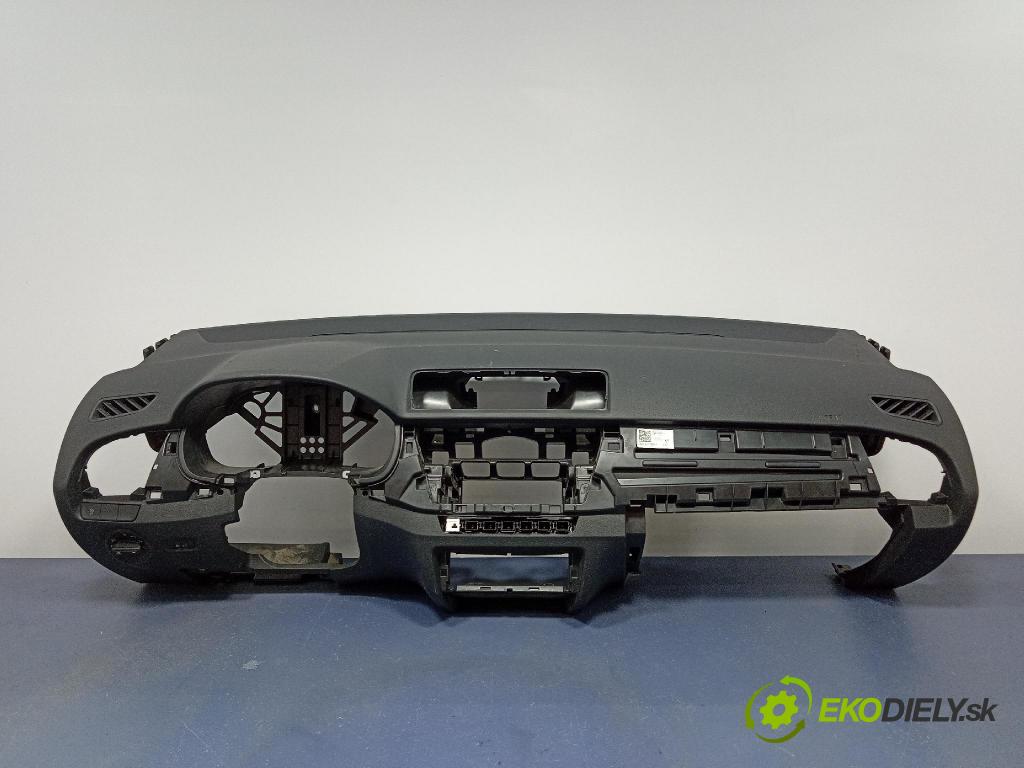 Skoda Fabia 2018 kokpit,pristrojová doska 6V1857009P