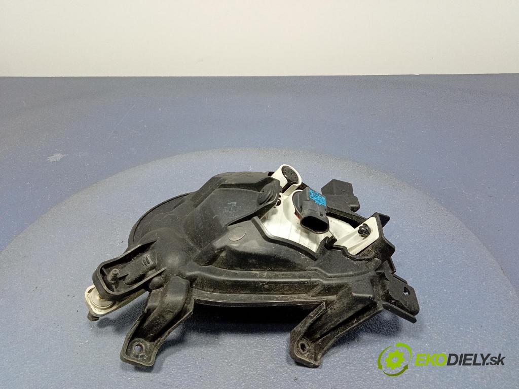 Kia Ceed 2014 Halogen v pravo: 92202-A2