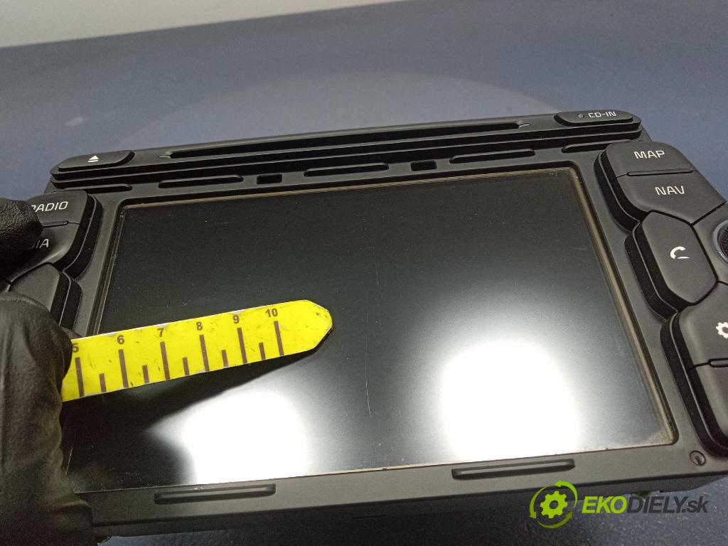 Kia Ceed 2014 Radio I Navigácia: 96560-A2110