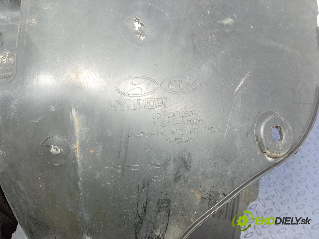 Kia Ceed 2014 Blatník: Plastové: Predné 86813-A2000