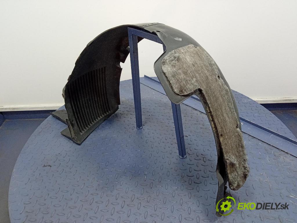 Kia Ceed 2014 Blatník: Plastové: Predné 86814-A2000