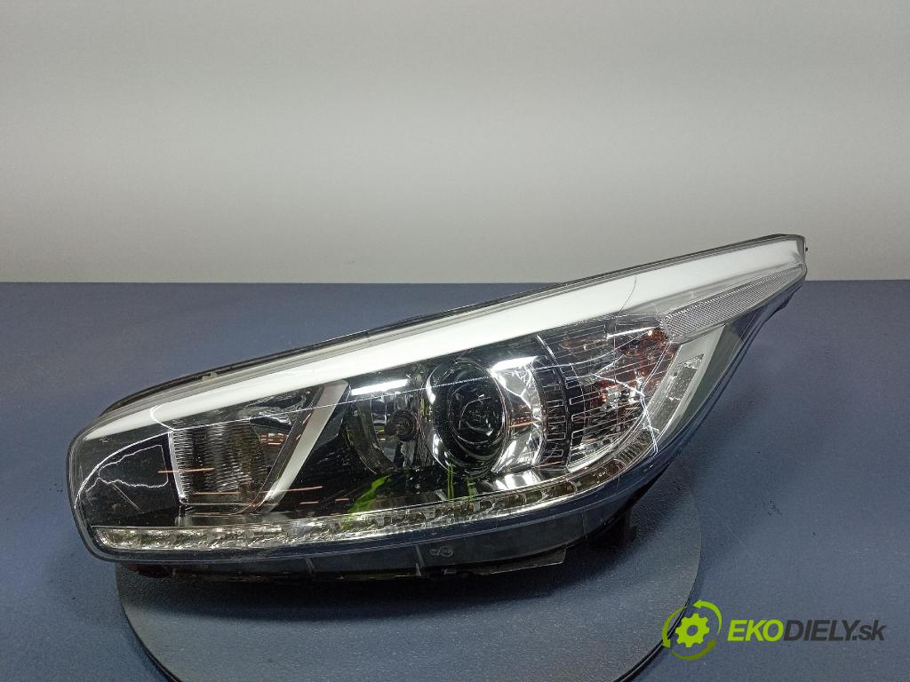 Kia Ceed 2014 Reflektor: Vľavo: 92101-A2220