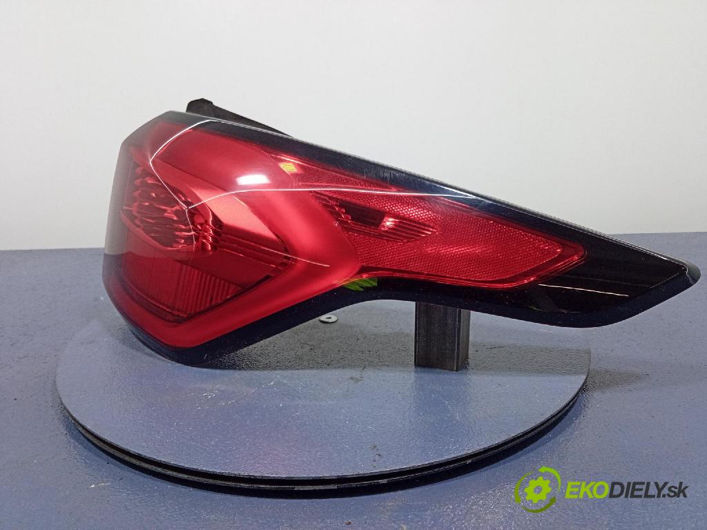 Ford Escape 2019 svetlo / reflektor zad Prava: Vonkajsia: KJ54-13404-AB