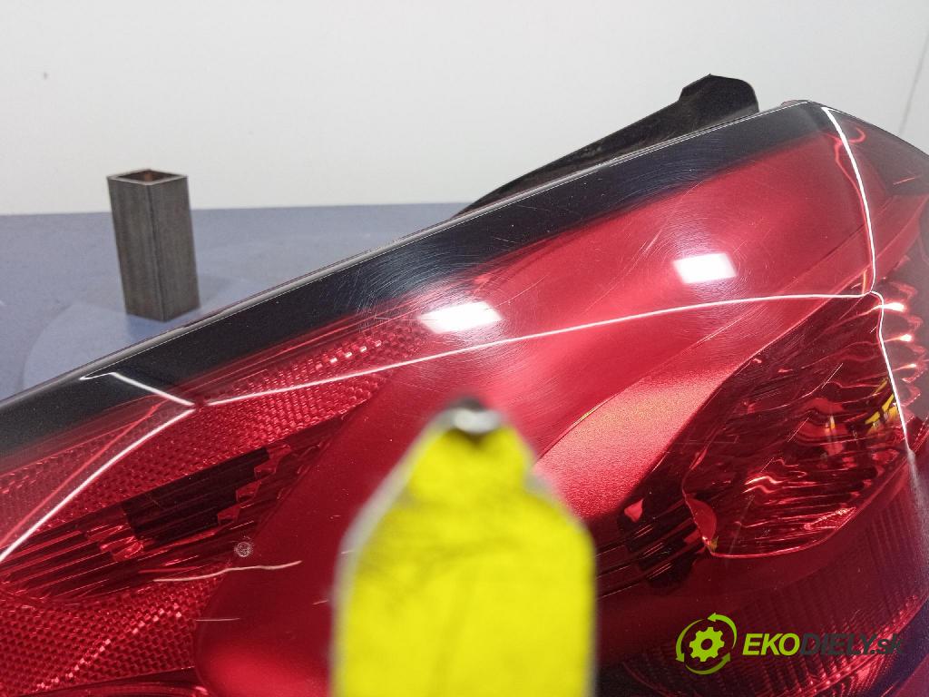 Ford Escape 2019 svetlo / reflektor zad ľavá Vonkajsia: KJ54-13405-AB