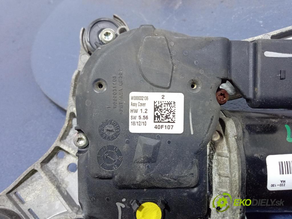 Ford Escape 2019 mechanizmus motor: Stierače: Predné CJ54-17504-AL