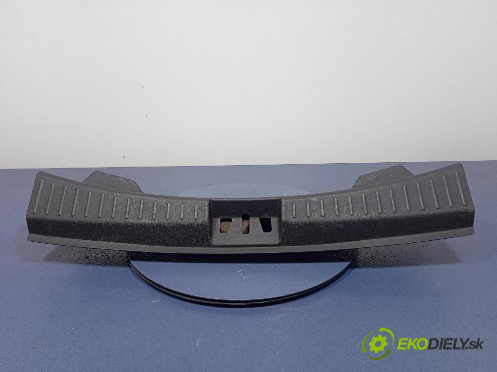 Ford Escape 2019 kryt Plast: Interiéry: GJ54-S404C08-BAW