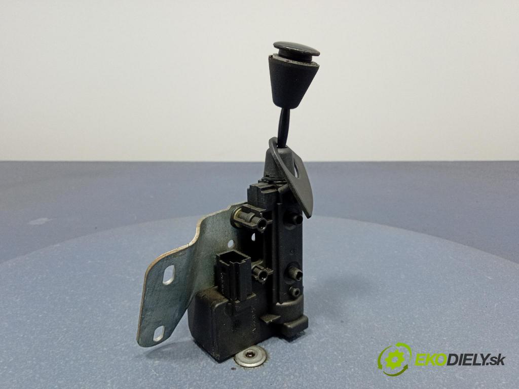 Bmw Seria 3 1999 mechanizmus okna Okná: zad v pravo: 8238744