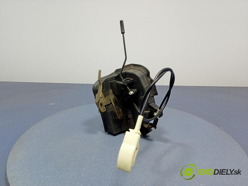 Bmw Seria 3 1999 zámok dvere Predné v pravo: 01