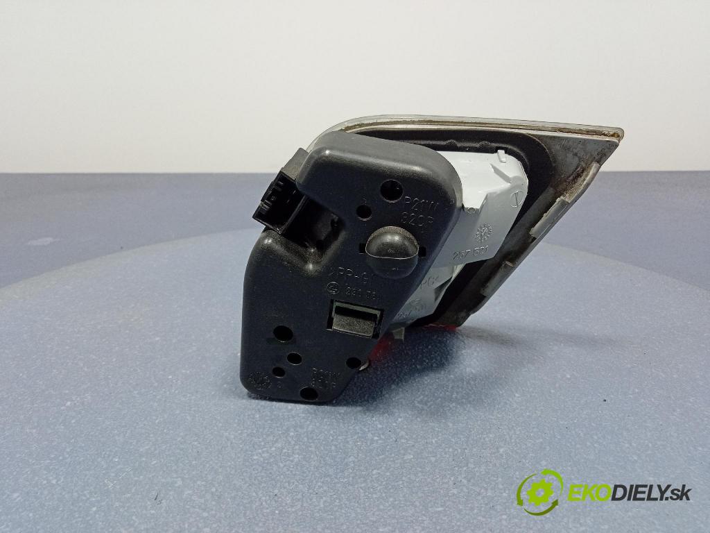 Bmw Seria 3 1999 svetlo / reflektor zad ľavá Vnútri: 8364727