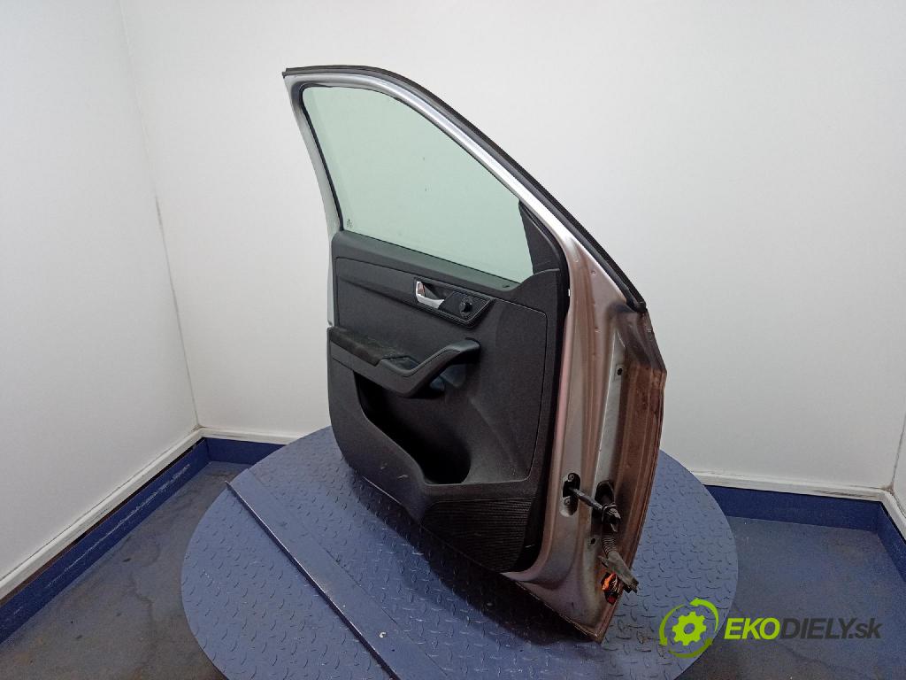 Skoda Fabia 2018 dvere Predné Vľavo: