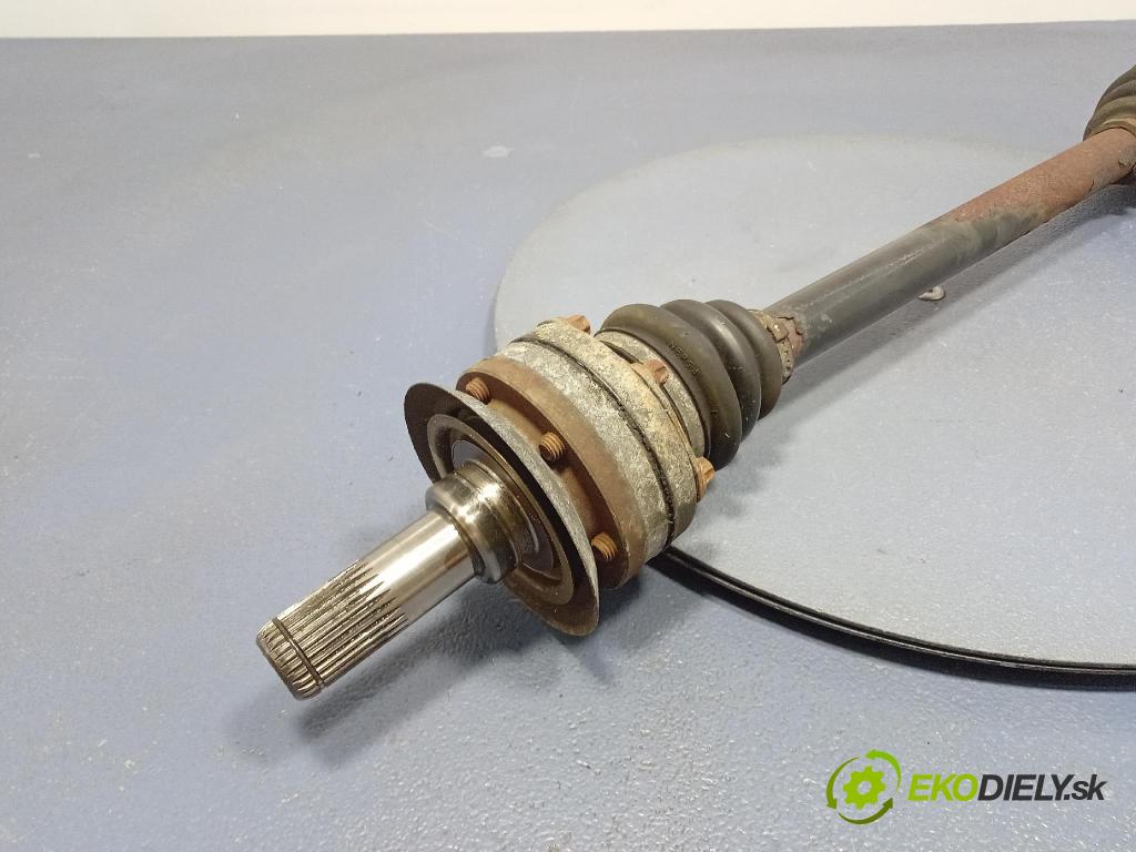 Bmw Seria 3 1999 poloos Prava: zad 01