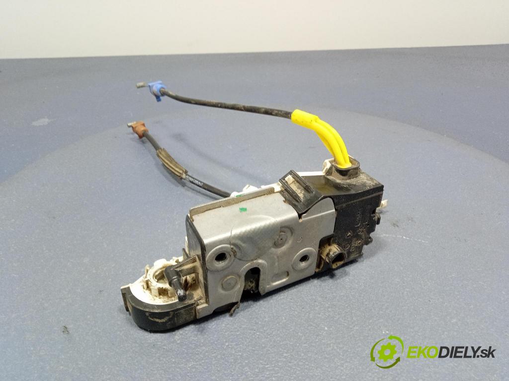 Peugeot Expert 2012 zámok dvere zad v pravo: 9681336180