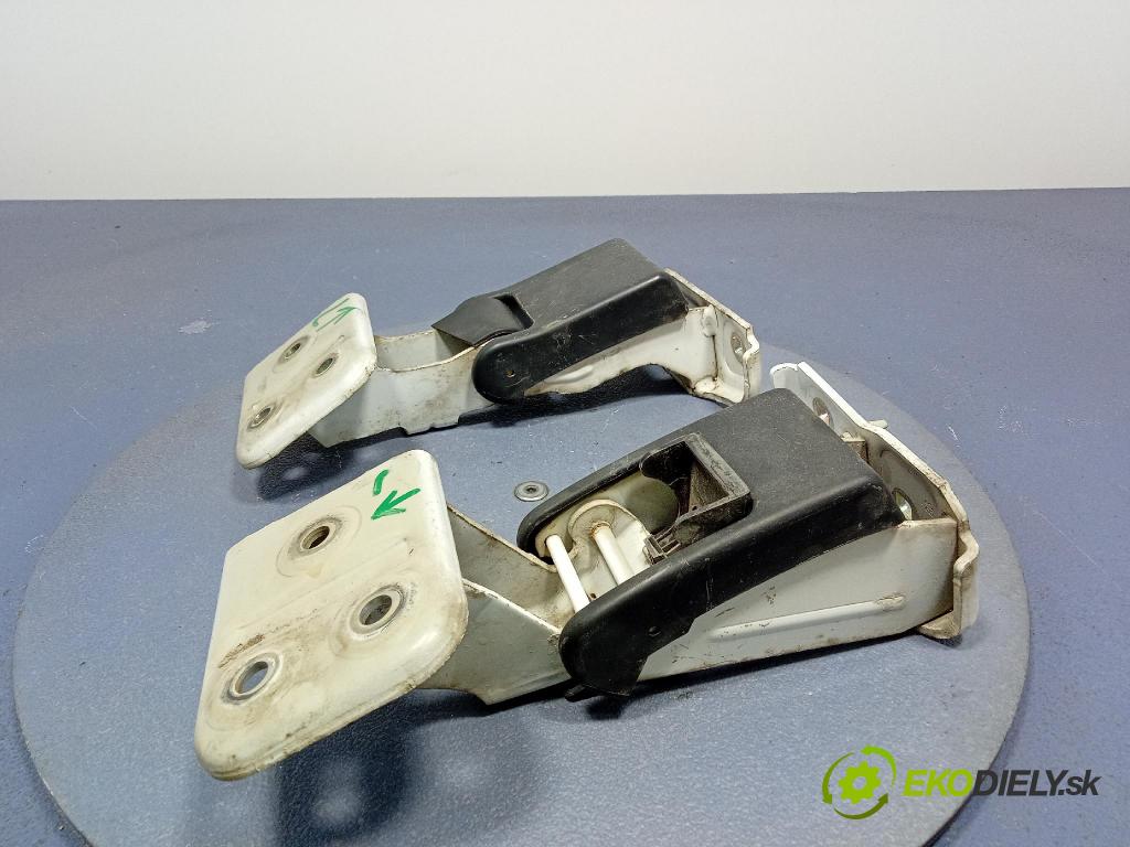 Peugeot Expert 2012 Závěs: dvere 01