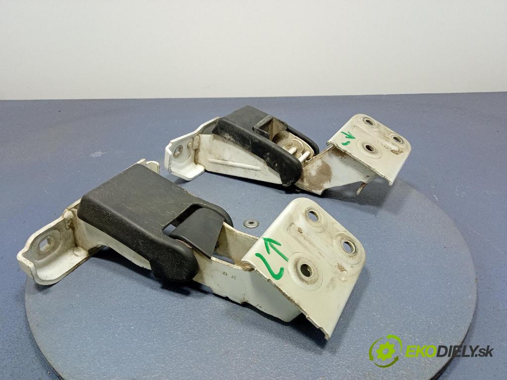 Peugeot Expert 2012 Závěs: dvere 01