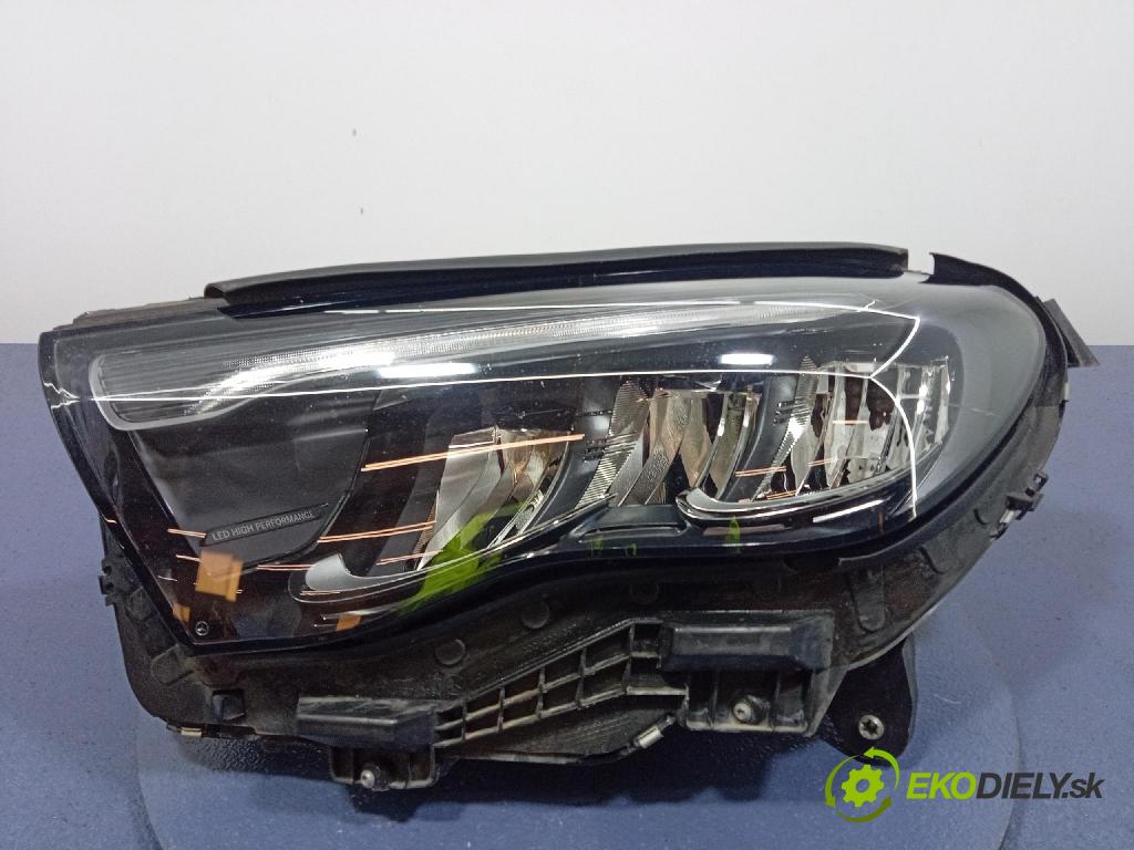 Mercedes E-klasa 0 Reflektor: Vľavo: A2149062700