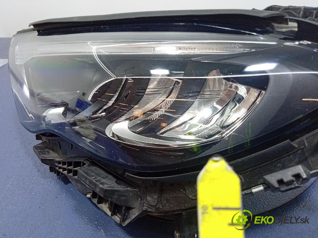 Mercedes E-klasa 0 Reflektor: Vľavo: A2149062700