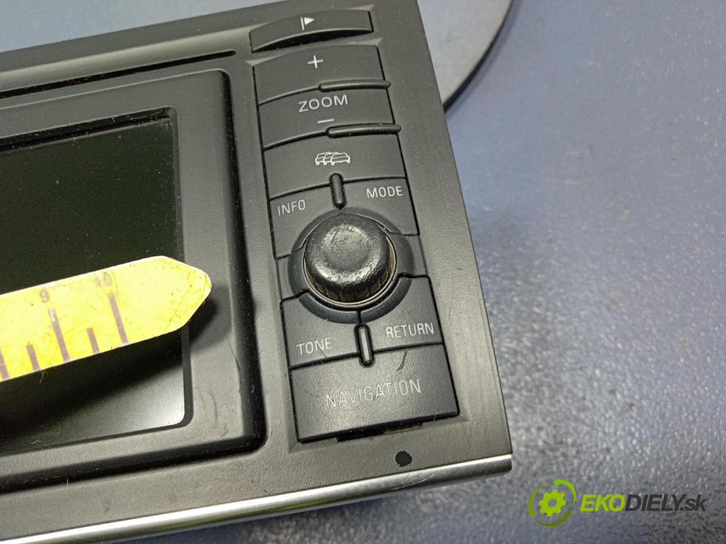 Audi A4 2003 Radio I Navigácia: 8E0035192B