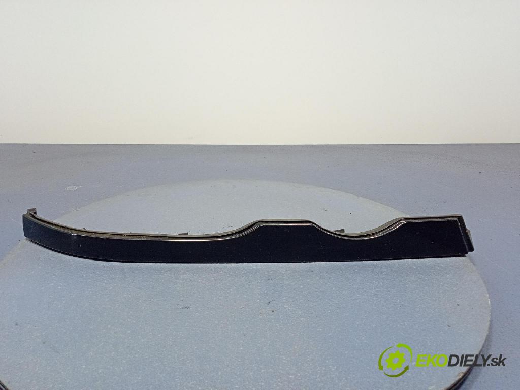 Bmw Seria 3 1999 lišta Dekoratívne: 8208678