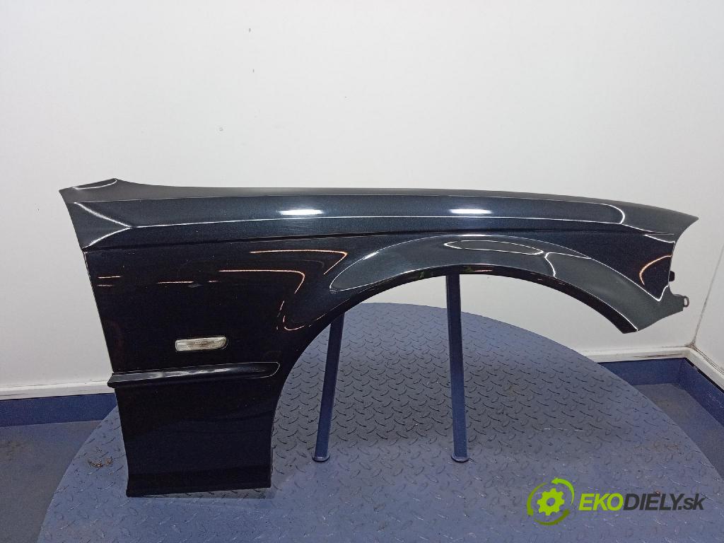 Bmw Seria 3 1999 blatník Predné v pravo: 01