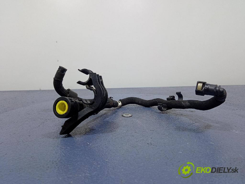 Bmw X5 2019 rúrka paliva 8575783