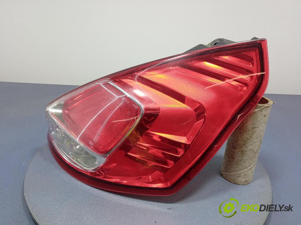 Ford Fiesta 2015 svetlo / reflektor zad Prava: Vonkajsia: C1BB-13404-A