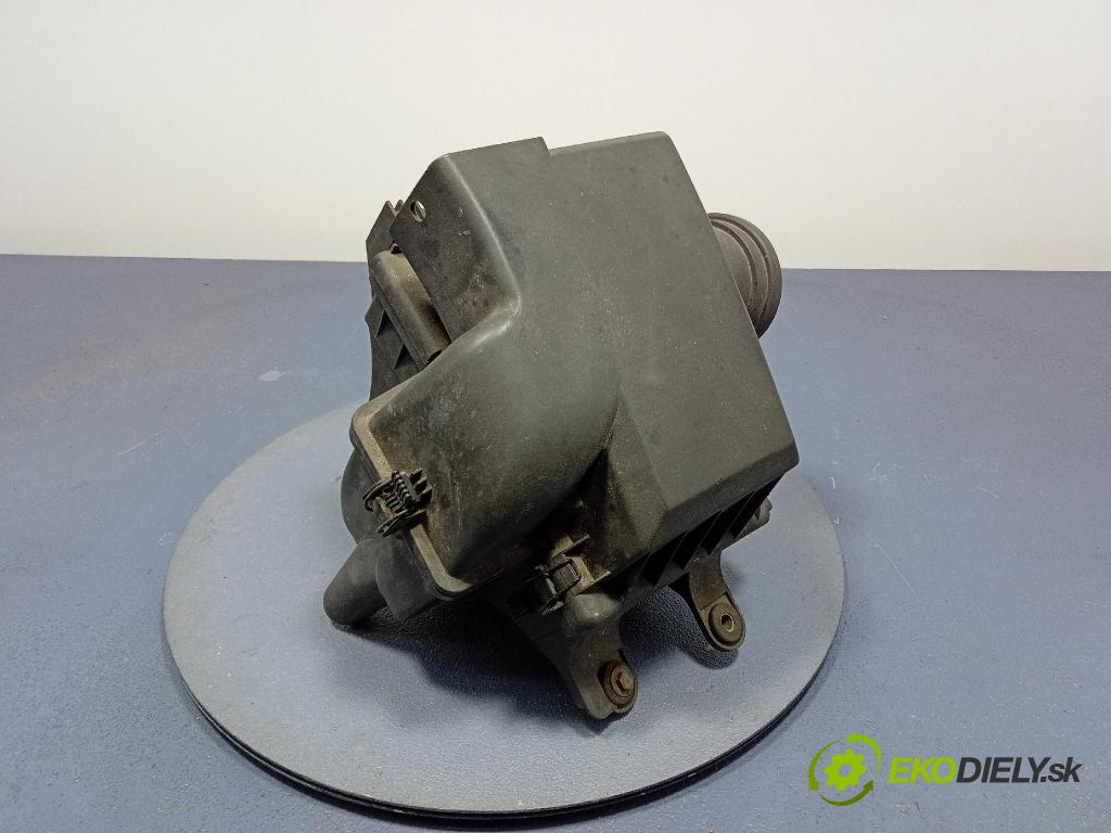 Bmw Seria 3 1999 obal Filtre: Vzduch: 01