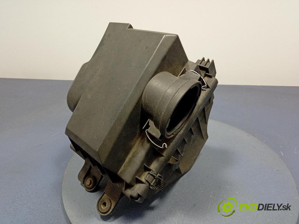 Bmw Seria 3 1999 obal Filtre: Vzduch: 01
