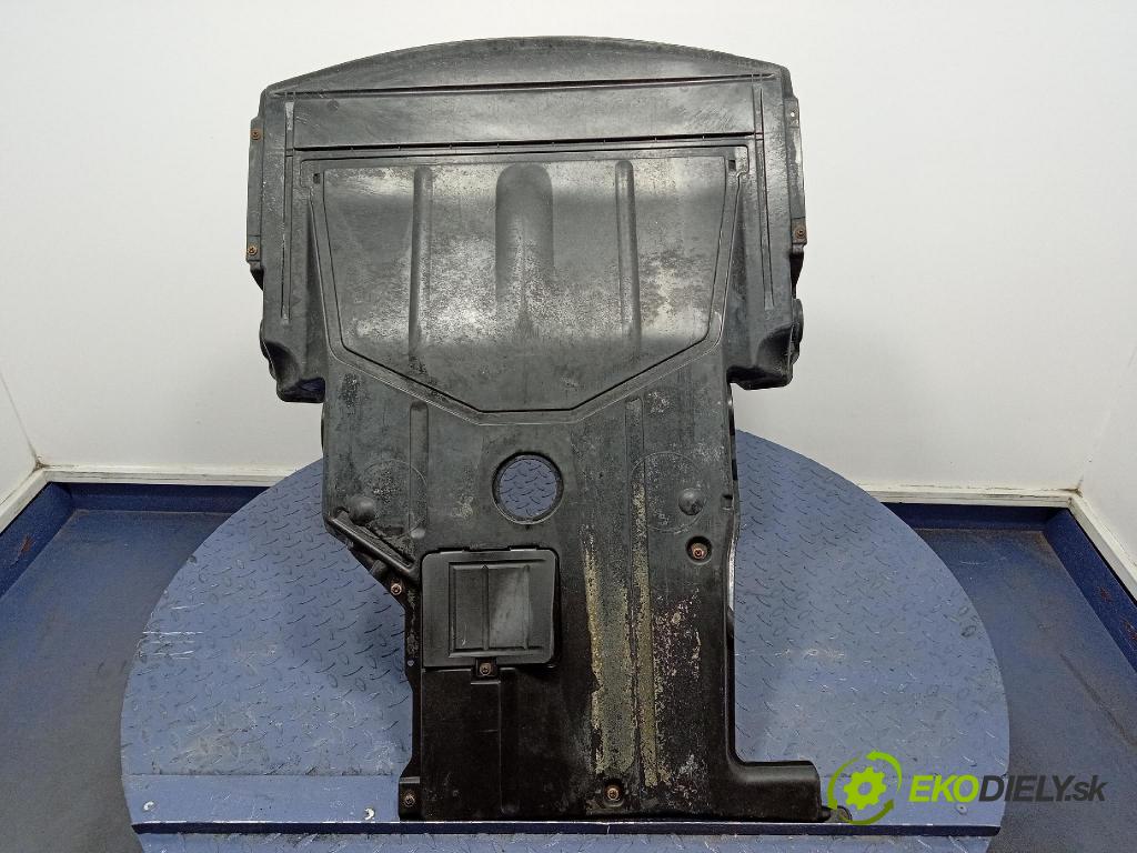 Bmw Seria 3 1999 kryt Plast: podvozek: 8193818